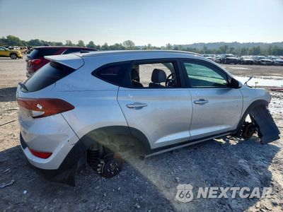 Trzecie zdjęcie samochodu z tyłu: 2016 HYUNDAI TUCSON SE VIN:KM8J3CA48GU145879 - miniatura