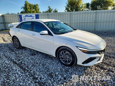 Czwarte zdjęcie samochodu z boku: 2026 HYUNDAI ELANTRA HYBRID BLUE VIN:KMHLM4DJ0TU213521 - miniatura