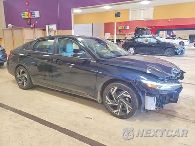 Czwarte zdjęcie samochodu z boku: 2024 HYUNDAI ELANTRA LIMITED VIN:KMHLN4DJXRU108412 - miniatura