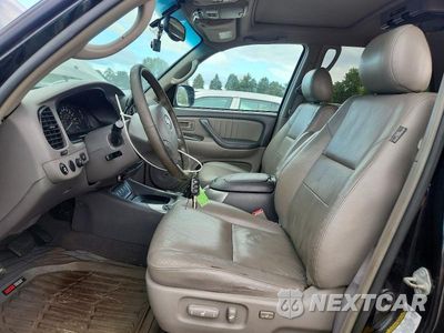 Zdjęcie 7 z 12 samochodu: 2005 TOYOTA SEQUOIA VIN:5TDBT48A15S234172 - miniatura