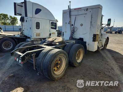 Trzecie zdjęcie samochodu z tyłu: 2015 KENWORTH T660 SEMI TRUCK VIN:1NKAD39X0FJ455863 - miniatura