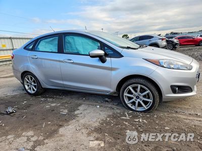 Czwarte zdjęcie samochodu z boku: 2019 FORD FIESTA SE VIN:3FADP4BJ7KM105747 - miniatura