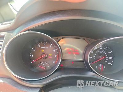 Zdjęcie 9 z 13 samochodu: 2017 KIA SEDONA L VIN:KNDMA5C12H6263261 - miniatura