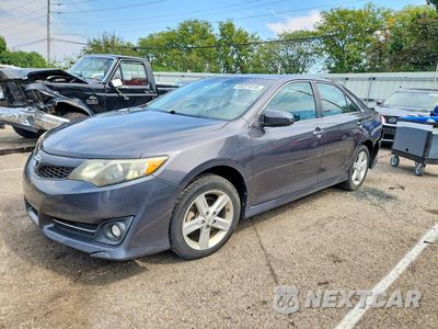 2012 TOYOTA CAMRY SE 4T1BF1FK9CU107272 - główne zdjęcie licytacji z USA - miniatura