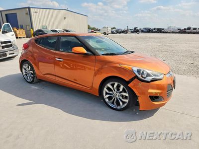 Czwarte zdjęcie samochodu z boku: 2015 HYUNDAI VELOSTER RE:FLEX VIN:KMHTC6AD6FU223374 - miniatura