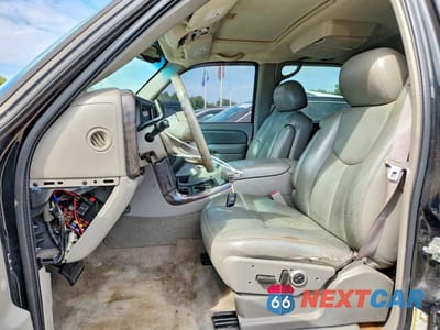 Zdjęcie 7 z 13 samochodu: 2006 GMC YUKON DENALI VIN:1GKEK63U86J105751 - miniatura