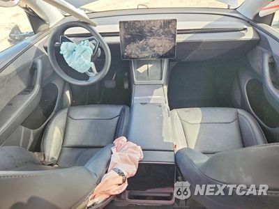 Zdjęcie 8 z 12 samochodu: 2026 TESLA MODEL Y VIN:7SAYGDED2TF390139 - miniatura
