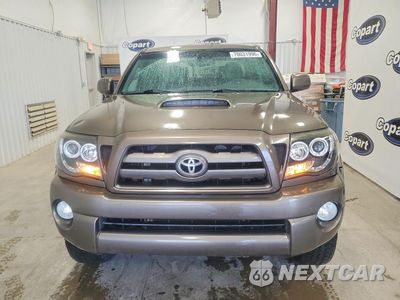 Piąte zdjęcie samochodu w środku: 2010 TOYOTA TACOMA V6 VIN:3TMLU4EN8AM049877 - miniatura