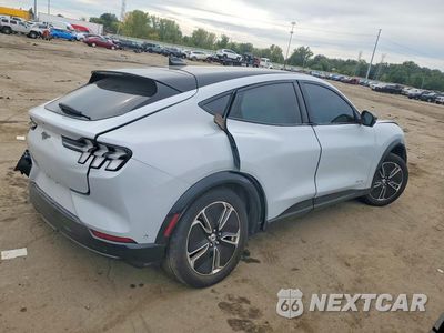 Trzecie zdjęcie samochodu z tyłu: 2023 FORD MUSTANG MACH-E PREMIUM VIN:3FMTK3S50PMB02712 - miniatura