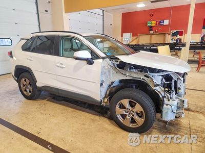 Czwarte zdjęcie samochodu z boku: 2022 TOYOTA RAV4 XLE VIN:2T3P1RFV8NC263344 - miniatura