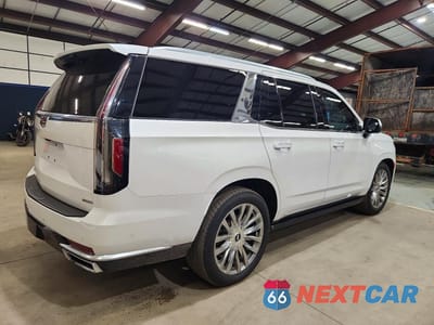 Trzecie zdjęcie samochodu z tyłu: 2022 CADILLAC ESCALADE PREMIUM LUXURY VIN:1GYS4CKL1NR154655 - miniatura