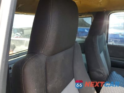 Zdjęcie 10 z 12 samochodu: 2005 FORD RANGER SUPER CAB VIN:1FTYR14U95PB02357 - miniatura