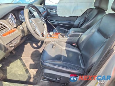 Zdjęcie 7 z 12 samochodu: 2012 CHRYSLER 300 LIMITED VIN:2C3CCACG7CH199443 - miniatura