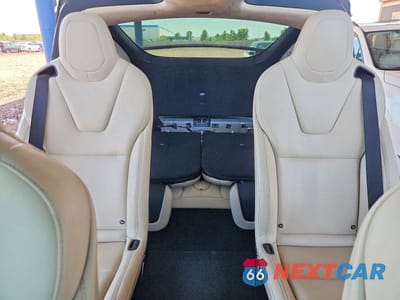 Zdjęcie 10 z 13 samochodu: 2018 TESLA MODEL X VIN:5YJXCBE23JF140588 - miniatura