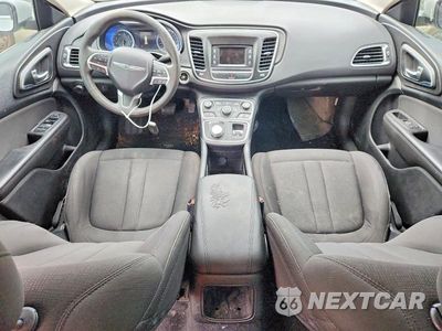 Zdjęcie 8 z 12 samochodu: 2015 CHRYSLER 200 LIMITED VIN:1C3CCCAB6FN691461 - miniatura