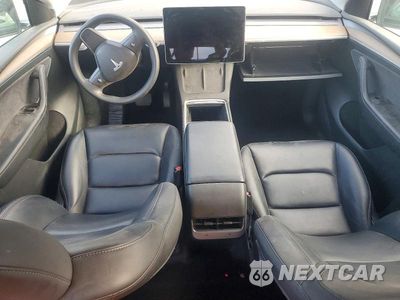 Zdjęcie 8 z 12 samochodu: 2025 TESLA MODEL Y VIN:7SAYGDEDXSF314733 - miniatura