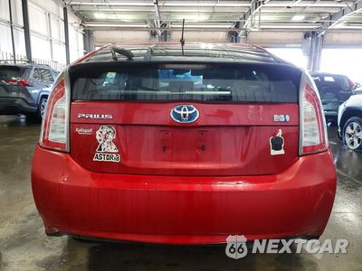 Zdjęcie 6 z 13 samochodu: 2013 TOYOTA PRIUS TWO VIN:JTDKN3DU3D5683703 - miniatura