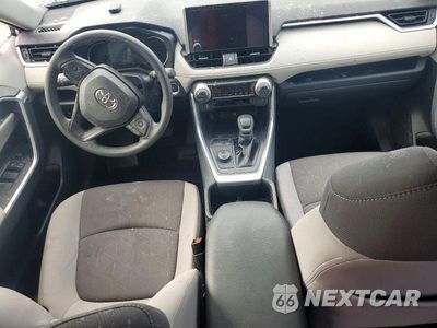 Zdjęcie 8 z 13 samochodu: 2025 TOYOTA RAV4 HYBRID XLE VIN:JTMRWRFV9SJ075080 - miniatura