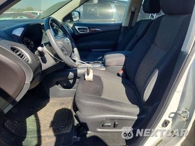 Zdjęcie 7 z 13 samochodu: 2017 NISSAN PATHFINDER SV VIN:5N1DR2MN2HC649233 - miniatura