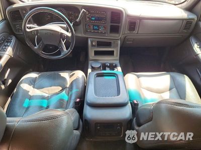 Zdjęcie 8 z 12 samochodu: 2004 CHEVROLET AVALANCHE K1500 VIN:3GNEK12T44G168228 - miniatura