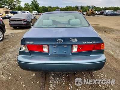 Zdjęcie 6 z 12 samochodu: 2001 TOYOTA CAMRY LE VIN:4T1BG22K61U808857 - miniatura