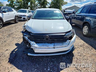 Piąte zdjęcie samochodu w środku: 2019 VOLKSWAGEN JETTA S VIN:3VWC57BU8KM207773 - miniatura