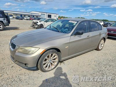 2011 BMW 328 I WBAPH7G54BNM56541 - główne zdjęcie licytacji z USA - miniatura