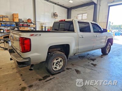 Trzecie zdjęcie samochodu z tyłu: 2016 CHEVROLET SILVERADO K1500 LTZ VIN:3GCUKSEC3GG148451 - miniatura