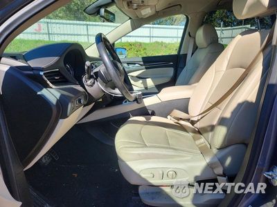 Zdjęcie 7 z 13 samochodu: 2019 BUICK ENCLAVE ESSENCE VIN:5GAERBKW4KJ165248 - miniatura