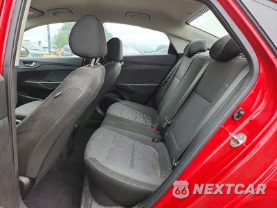 Zdjęcie 10 z 12 samochodu: 2019 HYUNDAI ACCENT SE VIN:3KPC24A31KE079986 - miniatura