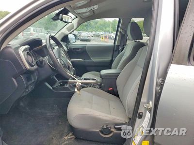 Zdjęcie 7 z 13 samochodu: 2019 TOYOTA TACOMA SR5 V6 VIN:3TMCZ5AN0KM255273 - miniatura