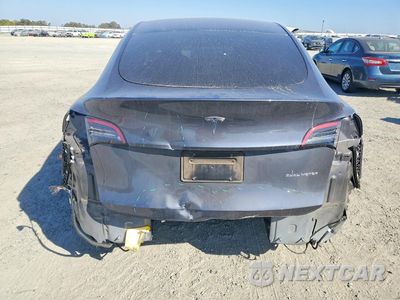 Zdjęcie 6 z 12 samochodu: 2023 TESLA MODEL Y VIN:7SAYGDEE6PF711761 - miniatura