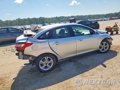 Trzecie zdjęcie samochodu z tyłu: 2014 FORD FOCUS SE VIN:1FADP3F2XEL425602 - miniatura