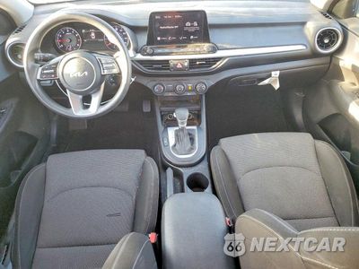 Zdjęcie 8 z 12 samochodu: 2022 KIA FORTE LXS VIN:3KPF24AD9NE436518 - miniatura