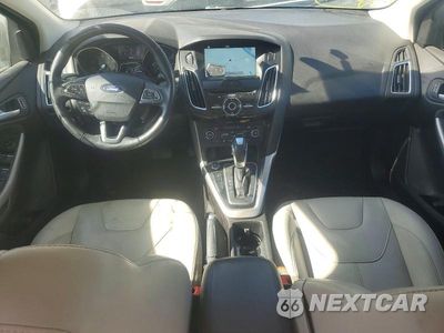 Zdjęcie 8 z 13 samochodu: 2017 FORD FOCUS TITANIUM VIN:1FADP3J24HL279838 - miniatura