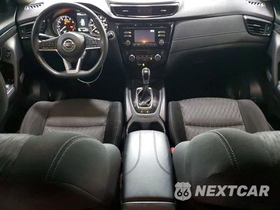 Zdjęcie 8 z 14 samochodu: 2017 NISSAN ROGUE SV VIN:KNMAT2MV0HP504869 - miniatura