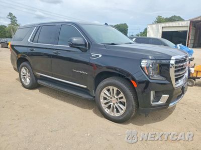 Czwarte zdjęcie samochodu z boku: 2021 GMC YUKON SLT VIN:1GKS2BKD1MR153569 - miniatura
