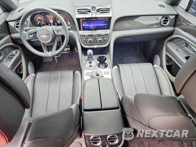Zdjęcie 8 z 14 samochodu: 2022 BENTLEY BENTAYGA SPEED VIN:SJAAR2ZV0NC015335 - miniatura