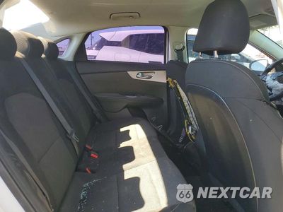 Zdjęcie 10 z 12 samochodu: 2023 KIA FORTE LXS VIN:3KPF24AD4PE514187 - miniatura