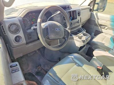 Zdjęcie 8 z 13 samochodu: 2012 FORD ECONOLINE E350 SUPER DUTY VAN VIN:1FTSE3EL2CDB34682 - miniatura