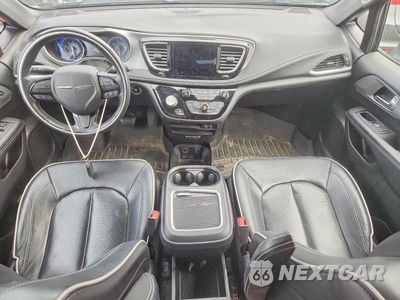 Zdjęcie 8 z 13 samochodu: 2019 CHRYSLER PACIFICA LIMITED VIN:2C4RC1GG3KR667970 - miniatura