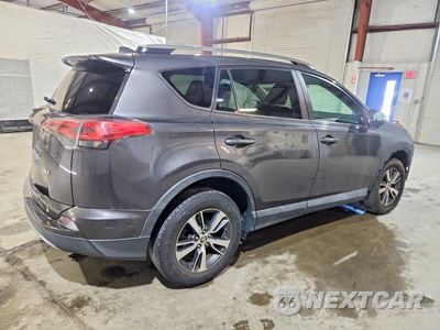 Trzecie zdjęcie samochodu z tyłu: 2018 TOYOTA RAV4 XLE VIN:2T3WFREV7JW424452 - miniatura
