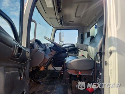 Zdjęcie 7 z 13 samochodu: 2014 HINO 258/268 BOX TRUCK VIN:5PVNE8JT5E4S55726 - miniatura