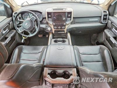 Zdjęcie 8 z 13 samochodu: 2019 RAM 1500 LARAMIE VIN:1C6SRFJT4KN904795 - miniatura
