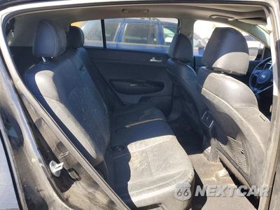 Zdjęcie 11 z 14 samochodu: 2018 KIA SPORTAGE EX VIN:KNDPN3AC1J7348831 - miniatura