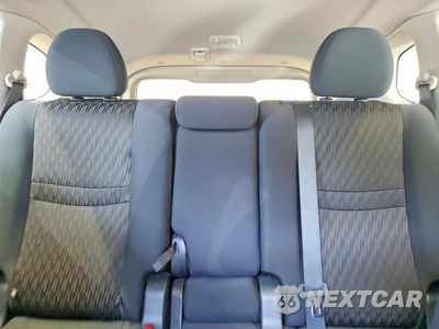 Zdjęcie 10 z 13 samochodu: 2018 NISSAN ROGUE S VIN:5N1AT2MV0JC831118 - miniatura