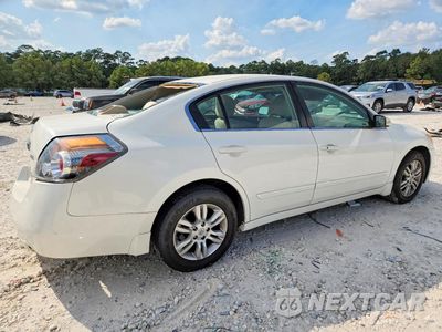 Trzecie zdjęcie samochodu z tyłu: 2010 NISSAN ALTIMA 2.5 VIN:1N4AL2AP9AN550892 - miniatura