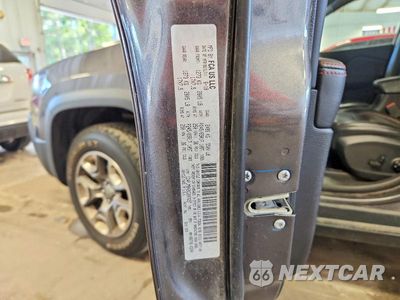 Zdjęcie 13 z 13 samochodu: 2019 JEEP CHEROKEE TRAILHAWK VIN:1C4PJMBN2KD207657 - miniatura