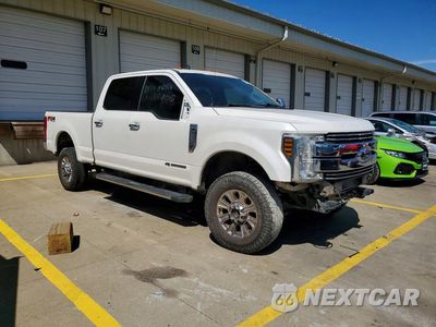 Czwarte zdjęcie samochodu z boku: 2019 FORD F250 SUPER DUTY VIN:1FT7W2BT9KED10671 - miniatura