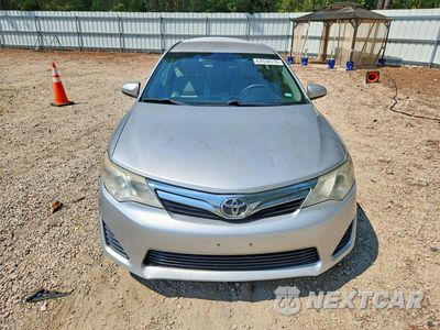 Piąte zdjęcie samochodu w środku: 2013 TOYOTA CAMRY LE VIN:4T1BF1FK0DU647403 - miniatura